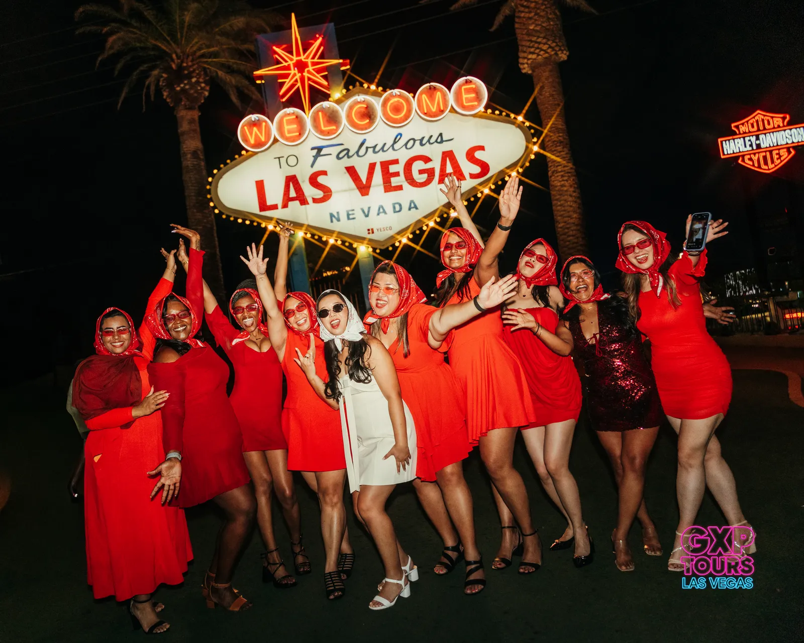 GXP Tours guests on a Nightclub on Wheels night out in Las Vegas