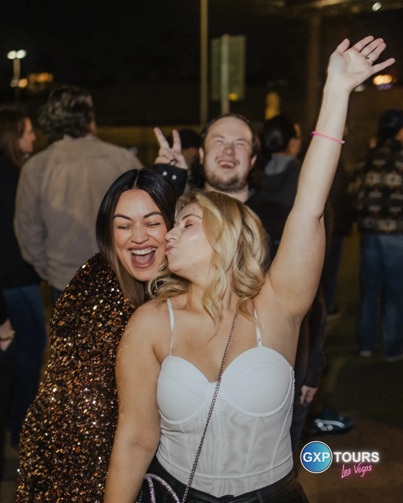 GXP Tours guests on a Nightclub on Wheels night out in Las Vegas