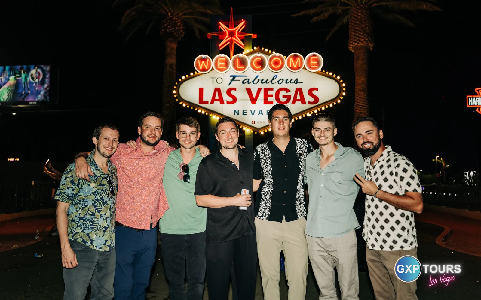 GXP Tours guests on a Nightclub on Wheels night out in Las Vegas
