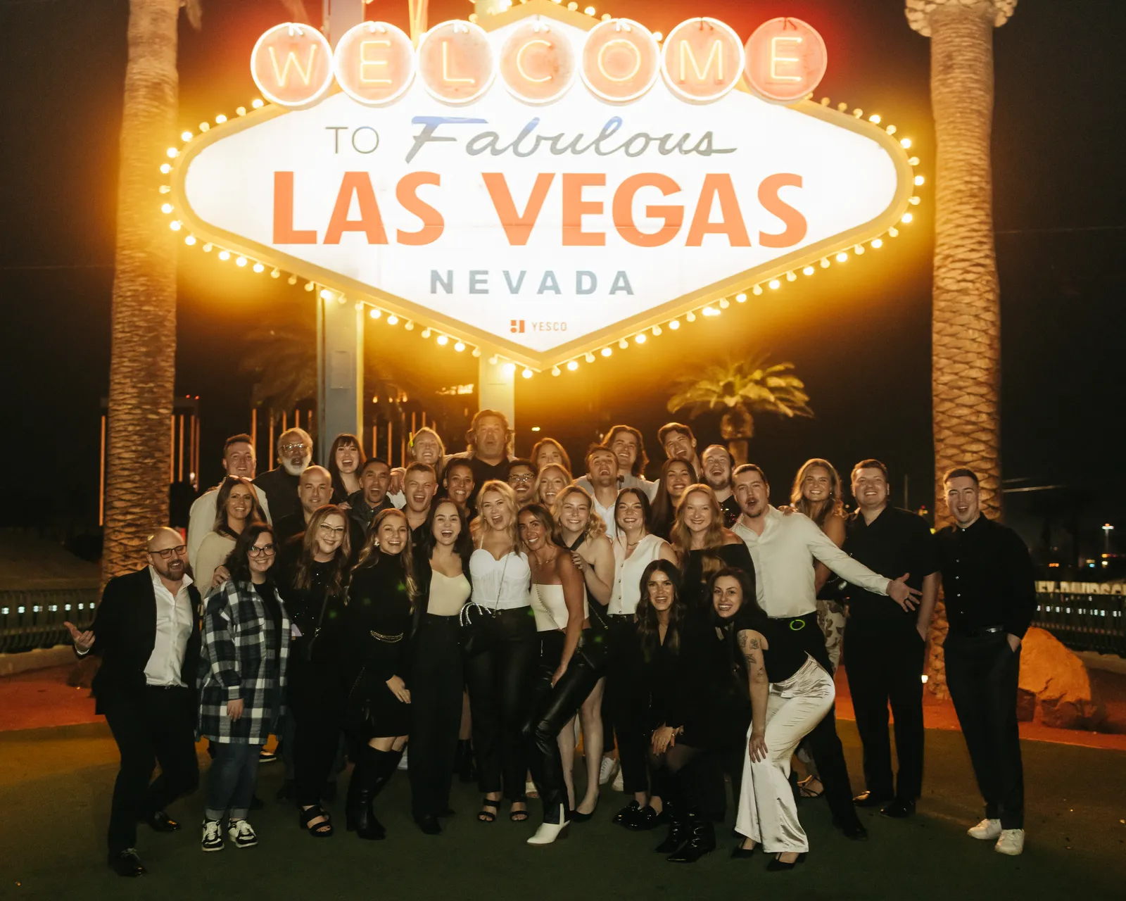 GXP Tours guests on a Nightclub on Wheels night out in Las Vegas